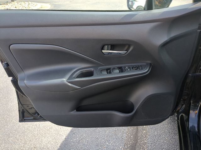 2023 Nissan Versa 1.6 SV