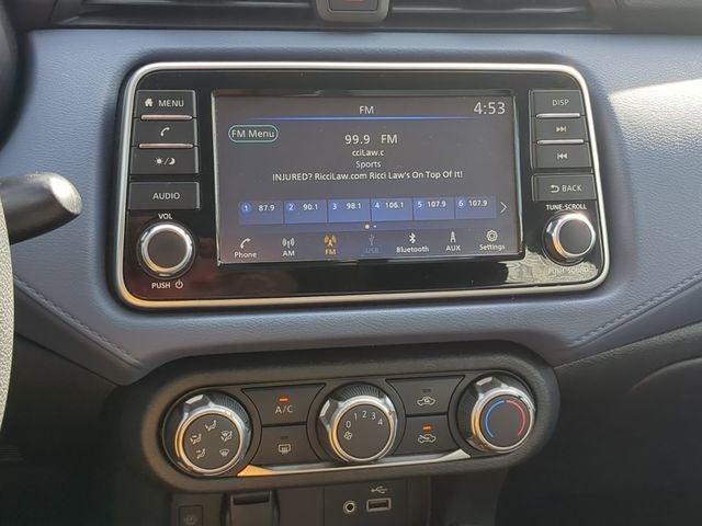 2023 Nissan Versa 1.6 SV