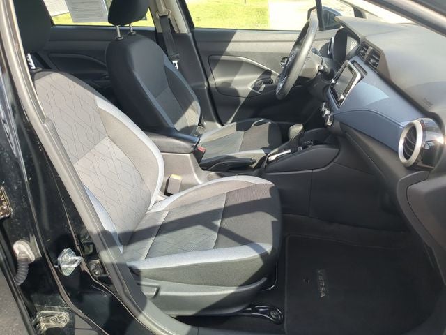 2023 Nissan Versa 1.6 SV