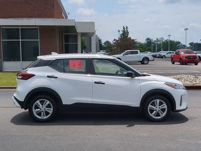 2025 Nissan Kicks Play S