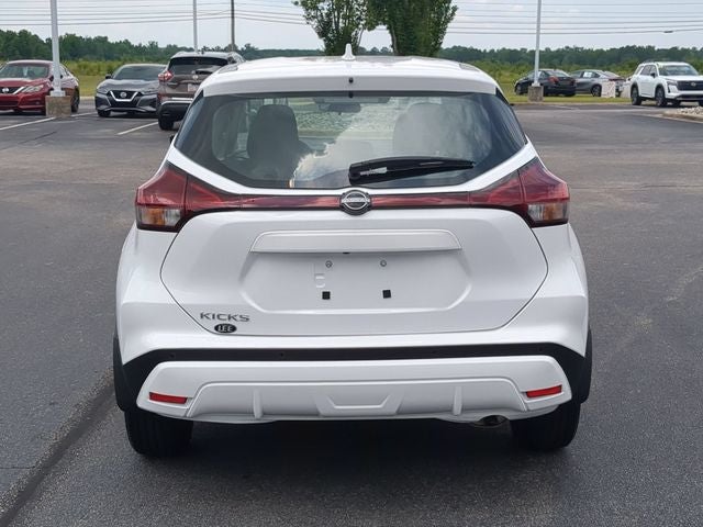 2025 Nissan Kicks Play S