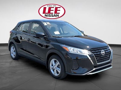 2025 Nissan Kicks Play S