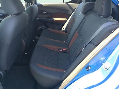 2021 Nissan Kicks SR