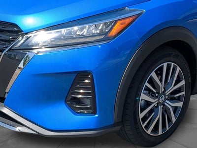 2021 Nissan Kicks SR