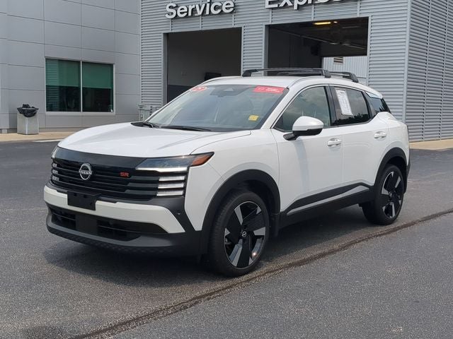 2025 Nissan Kicks SR