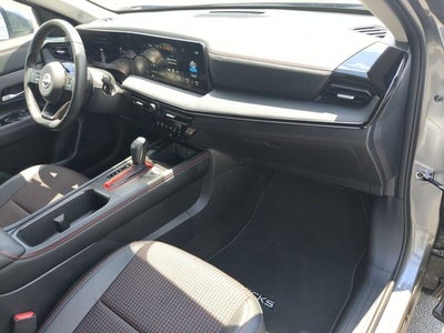 2025 Nissan Kicks SR