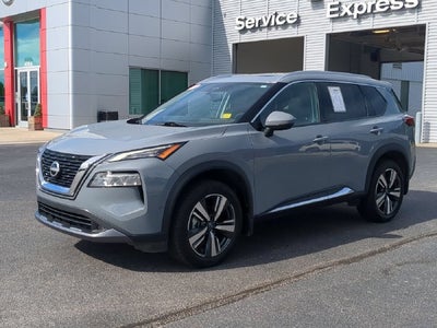 2022 Nissan Rogue SL