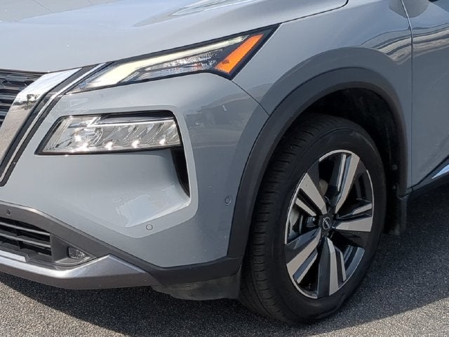 2022 Nissan Rogue SL