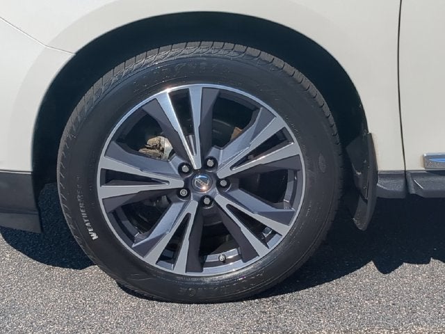2017 Nissan Pathfinder Platinum