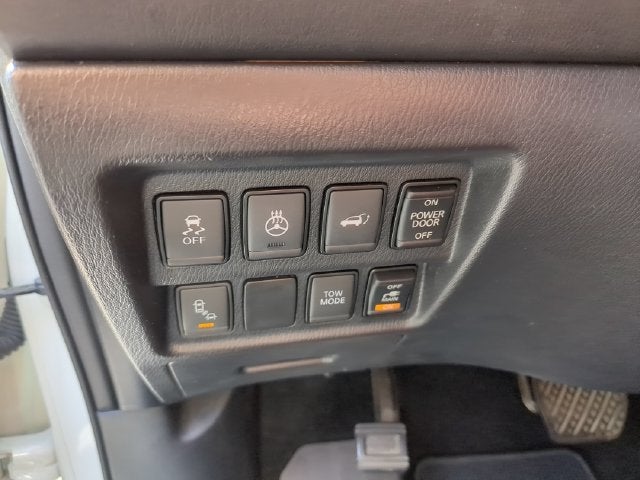 2017 Nissan Pathfinder Platinum