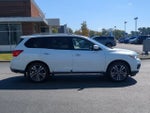 2017 Nissan Pathfinder Platinum