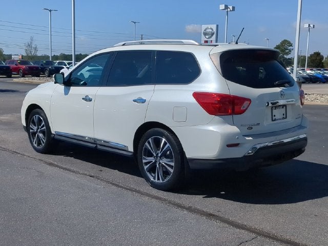 2017 Nissan Pathfinder Platinum