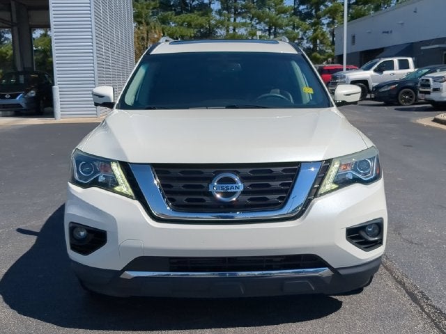 2017 Nissan Pathfinder Platinum
