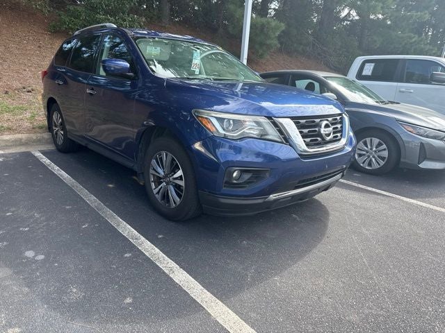 2018 Nissan Pathfinder SV