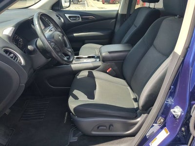 2018 Nissan Pathfinder SV