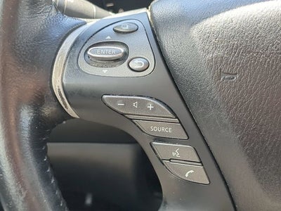 2018 Nissan Pathfinder SV