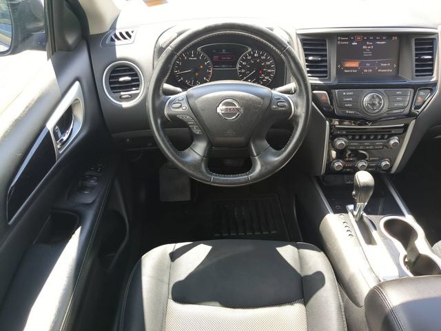 2018 Nissan Pathfinder SV