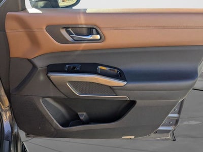 2022 Nissan Pathfinder Platinum