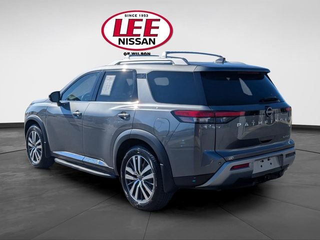 2022 Nissan Pathfinder Platinum