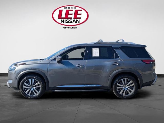 2022 Nissan Pathfinder Platinum