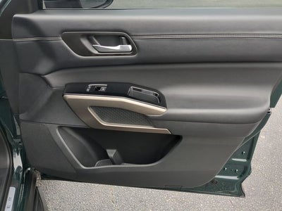 2024 Nissan Pathfinder Platinum