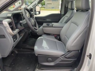 2026 Ford F-550SD XL