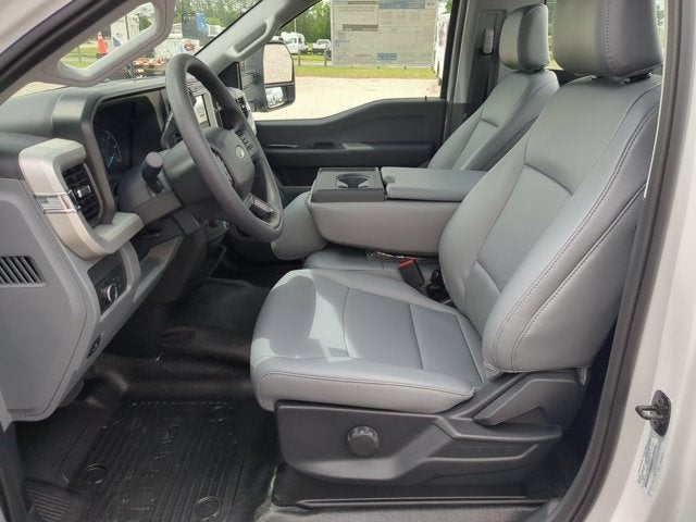 2026 Ford F-550SD XL