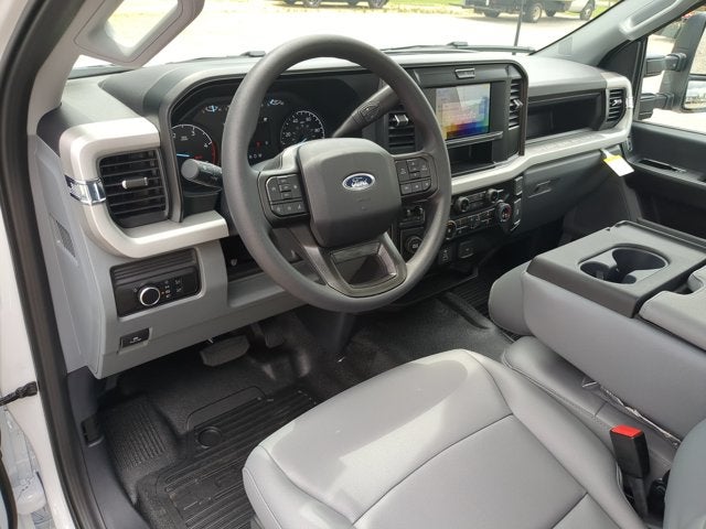 2026 Ford F-550SD XL