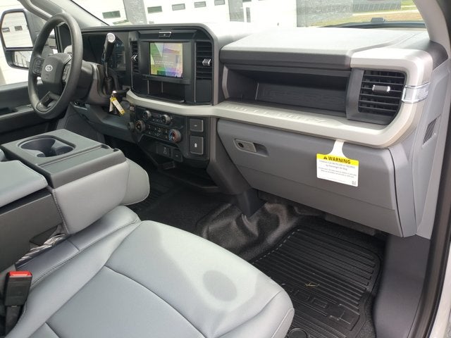 2026 Ford F-550SD XL