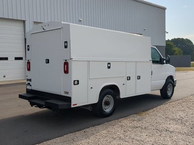 2027 Ford Econoline Cutaway E-350 SRW