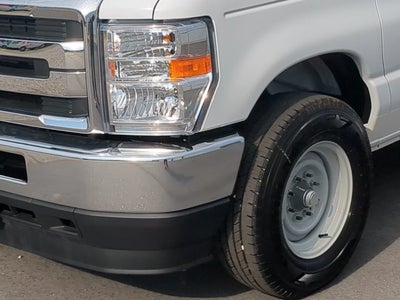 2027 Ford Econoline Cutaway E-350 SRW