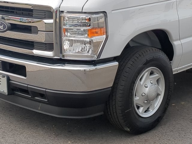 2027 Ford Econoline Cutaway E-350 SRW