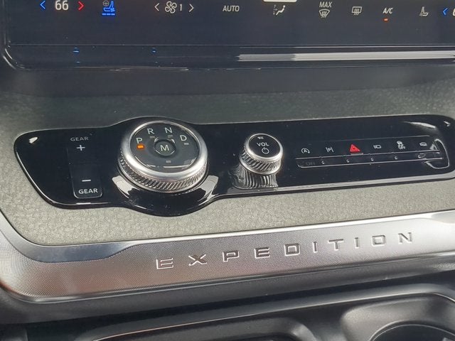 2027 Ford Expedition Tremor®
